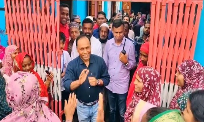 স্কুলের আইপিএস কেনার জন্য ১ মাসের বেতন দিলেন ডেপুটি স্পিকার